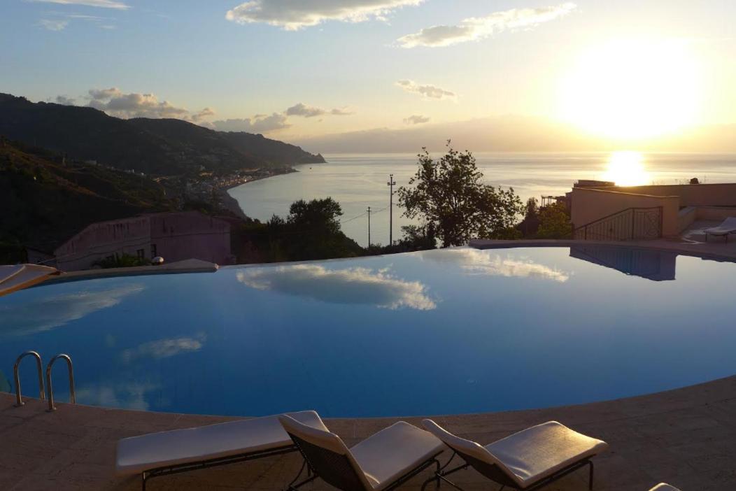 Taormina Romantic Apartment By Taormina Holidays Eksteriør billede